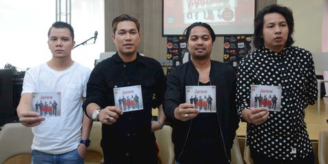 Armada, Selalu Selipkan Doa Di Setiap Judul Album 