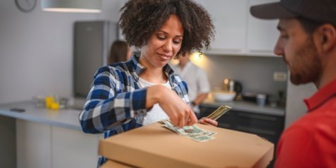 Arti Cash on Delivery atau COD dalam Jual Beli Online, Pahami Juga Aturan dan Kelebihan - Kekurangannya