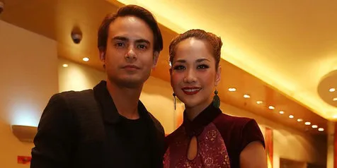 Ashraf Ultah, Ungkapan Cinta Dari Bunga Citra Lestari 