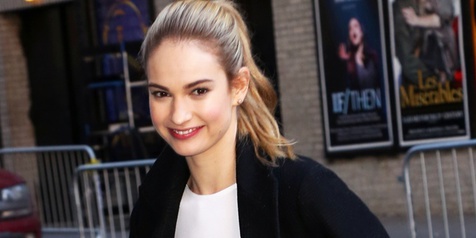 Audisi Peran Saudara Tiri, Lily James Malah Jadi 