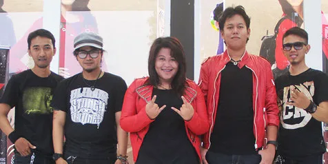 Autisme Tak Jadi Halangan Eggy Band