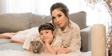 Bagikan Foto Saat Olahraga, Tato di Paha Gisella Anastasia Bikin Salah Fokus
