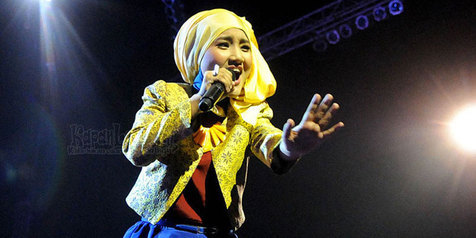 Bawakan Lovefoolnya The Cardigans, Fatin Bikin Para Juri Speechless  KapanLagi.com