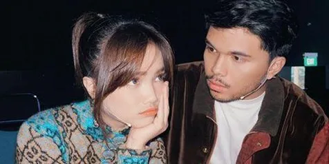 Berikan Cincin di Hari Spesial, Thariq Halilintar Resmi Melamar Fuji?