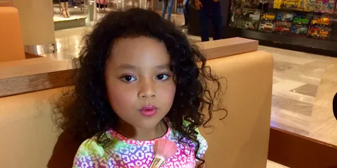Bisa Make Up Sendiri, Romaria Simbolon Dibilang Centil