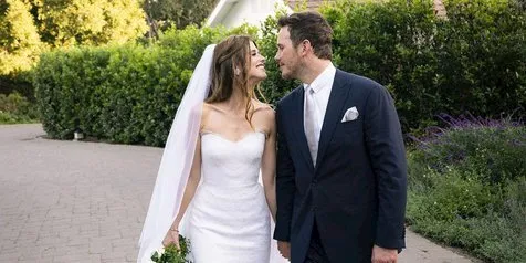 Bulan Madu Chris Pratt - Katherine Schwarzenegger, Romantis di Hawaii