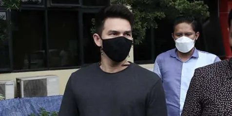 Cabut Laporan Soal KDRT, Jonathan Frizzy dan Dhena Devanka Sepakat Berdamai