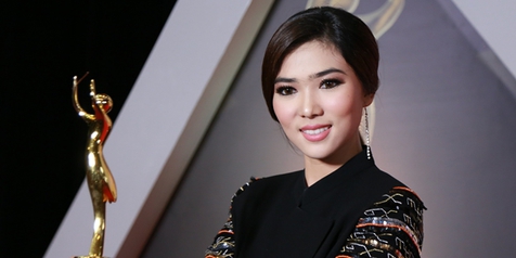 Dapat 2 Piala AMI Awards, Isyana Sarasvati: Yeah 