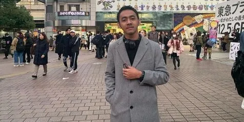 Dari Formal Hingga Casual, Yuk Intip 6 Outfit Wandra Restusiyan
