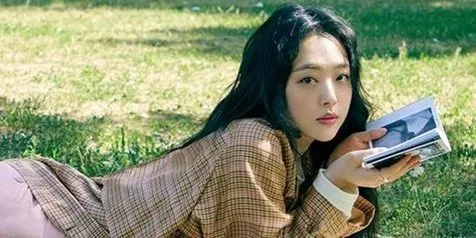 Disebut Ingin Jual Rumah Sulli Buat Bayar Pajak Warisan, Ayah Kirimkan Foto Makam Mendiang