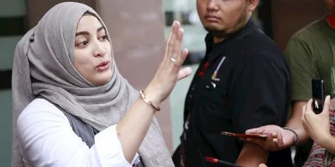 Ditangkap & Foto Tak Pantasnya Beredar, Vanessa Angel Masih Belum Berani Temui Ayah