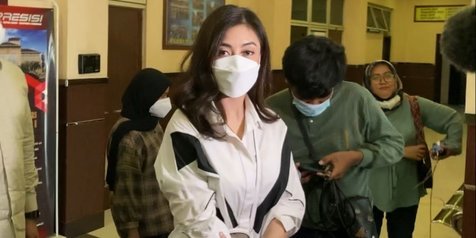 Ditanya Bagaimana KDRT Yang Dilakukan Jonathan Frizzy Padanya Dhena Devanka Aduh Aku Nggak