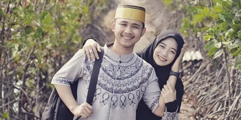 Ega Noviantika Posting Digendong Mesra Rafly DA, Bikin Netizen Gemas dan iri