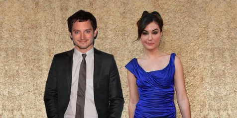 Mengapa Elijah Wood Ingin Tahu Apa Saja Kegiatan Sasha Grey?