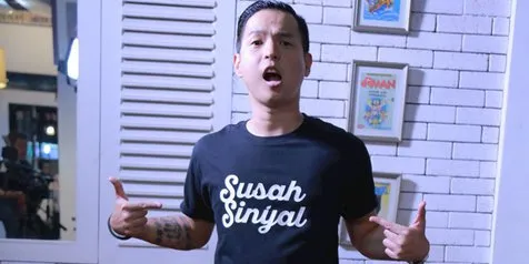 Ernest Prakasa Garap Film 'SUSAH SINYAL', Ini Deretan Pemainnya