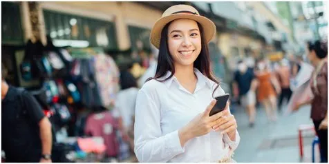 Everywhere is Your Catwalk! Begini Cara Tingkatkan Kepercayaan Diri dengan Outfit Kesayanganmu