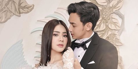 Felicya Angelista Dan Caesar Hito Prewed Pakai Baju Pengantin Jawa Netizen Kapan Nikahnya Kapanlagi Com