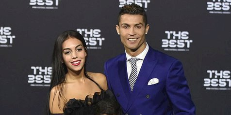 [FOTO] 3 Hari Setelah Melahirkan, Pacar Cristiano Ronaldo 