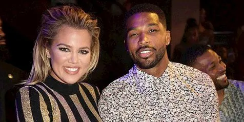FOTO: Pakai Kostum Halloween Mini, Khloe Kardashian Ekspos Perut Buncitnya