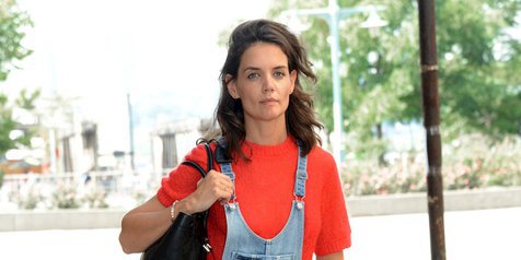  FOTO Potong  Rambut  Jadi  Pendek  Katie Holmes Makin 