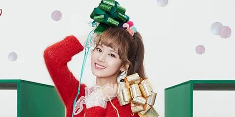 Ganggu Saat Ngedance, Sana TWICE Selipkan Pita di Balik Bra
