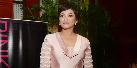 Gunduli Rambut di 'PINKY PROMISE', Agni Pratistha Didukung Suami