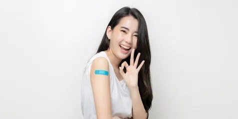 Hanya Dalam 10 Bulan, Vaksinasi Dosis Pertama di Indonesia Tembus 100 Juta Orang