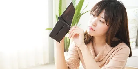 Hari Gini Masih Suka Ngaret Bayar Utang, Apa Kata Dunia?