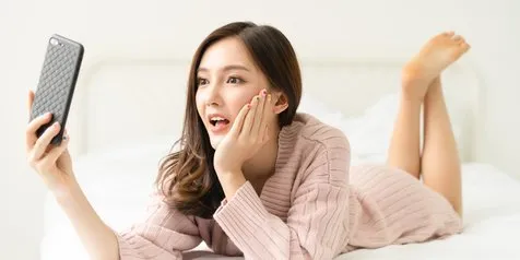 Heboh Postingan #RosyRadiantSkin dari Para Selebgram, Ternyata Bukan Filter Lho