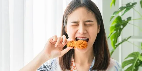 Hujan Seharian Bikin Perut Lapar? Yuk Manfaatin Promo Ayam Hemat Hingga Rp100 Ribu di GrabFood