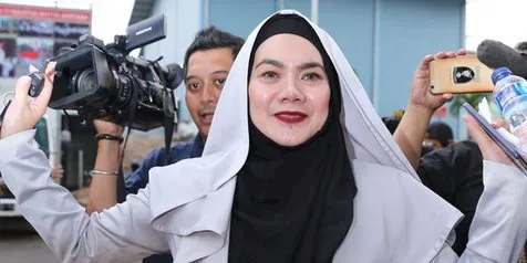 Ikhlas Faisal Harris - Jennifer Dunn Menikah Siri, Sarita Mantap Cerai