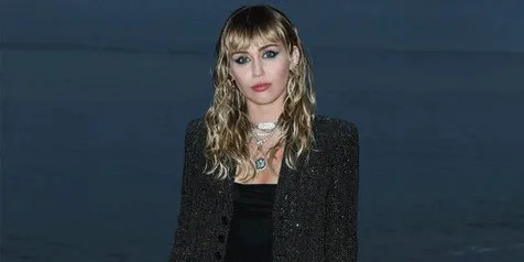 Ini yang Bikin Miley Cyrus Tertekan Selama Menikah dengan Liam Hemsworth