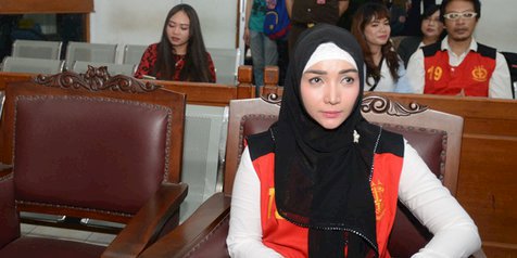 Inisial Rf Masuk Dalam Artis Prostitusi Roro Fitria Marah Bantah Bukan Dirinya Kapanlagi Com