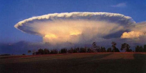 berita tentang fenomena atmosfer Ini Dia Fenomena Alam Yang Keren dan Konyol Plus 