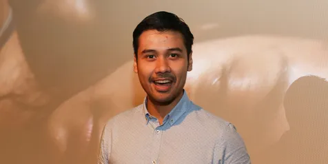 Istirahat Dari Film, Chicco Jericho Jajal Teater Musikal 'Salib'
