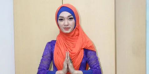 Jelang Ramadan, Zaskia Shinta Garap Lagu Religi 