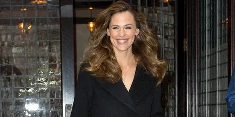 Jennifer Garner & Pacar Barunya Tertangkap Kencan di Los Angeles