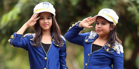 Joget Disco India, Duo Cilik Ini Hibur Pengunjung Monas 