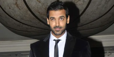 John Abraham: Menari di Pernikahan Menurunkan Derajatku