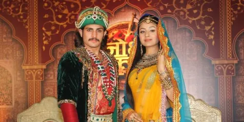 Kabar Buruk! Serial 'Jodha Akbar' Tamat di India Akhir Juli 2015