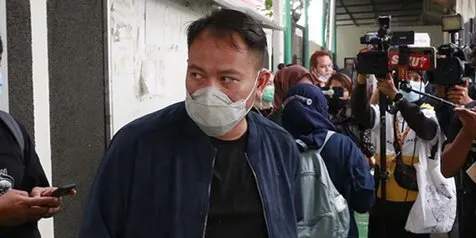 Kabar Duka, Mantan Ayah Mertua Vicky Prasetyo Meninggal Dunia