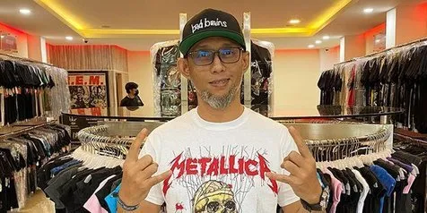 Kabar Duka, Musisi Eben Burgerkill Meninggal Dunia