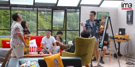 Kedatangan Reza Chandika di Collabonation CAMP The Series, 7 Musisi Makin Satu Frekuensi