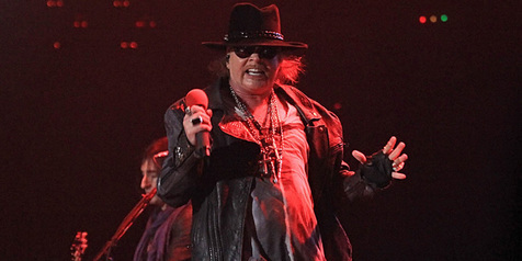 Kembaran Slash Muncul Di Konser Guns N Roses! - KapanLagi.com