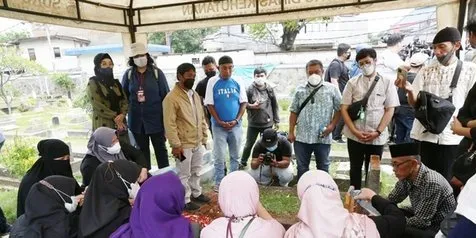 Kenang Sosok Rini S Bon Bon Ketika Masih Hidup, Ujang Ronda Sempat Ingin Kenalkan Sang Pacar Pada Keluarga