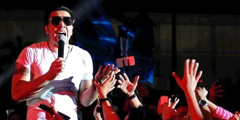 Kenangan Terakhir David Naif Atas Yon Koeswoyo, Sosok Yang Menginspirasi