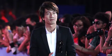 Ketahuan Makan Bareng Cewek Bule, Jerry Yan Akhirnya Punya Pacar?