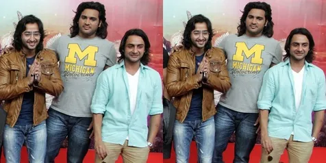 Kocak Banget! Gaya Shaheer, Rohit & Saurav Saat Naik Mobil Bareng