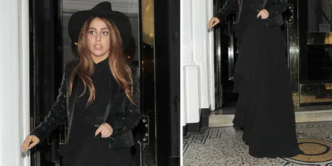 Lady Gaga Jadi Penyihir?