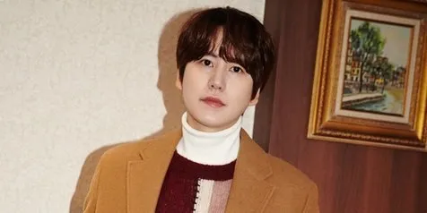 Lagu Musim Dingin, Kyuhyun Super Junior Siap Merilis Digital Single 'Moving On'